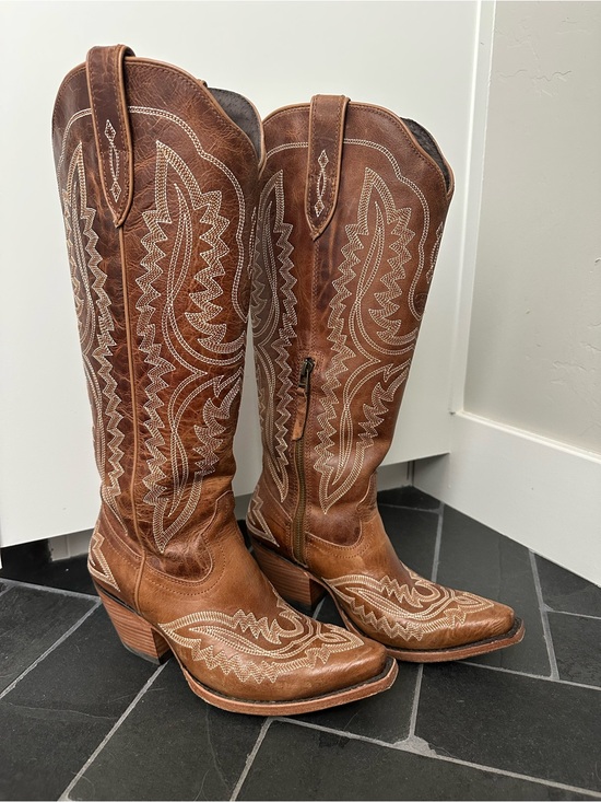 Ariat Shoes - Ariat Casanova  Leather Western Boots